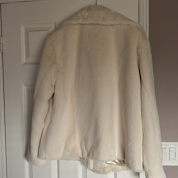 Velvet by Graham &Spencer - Picture 7 of 9